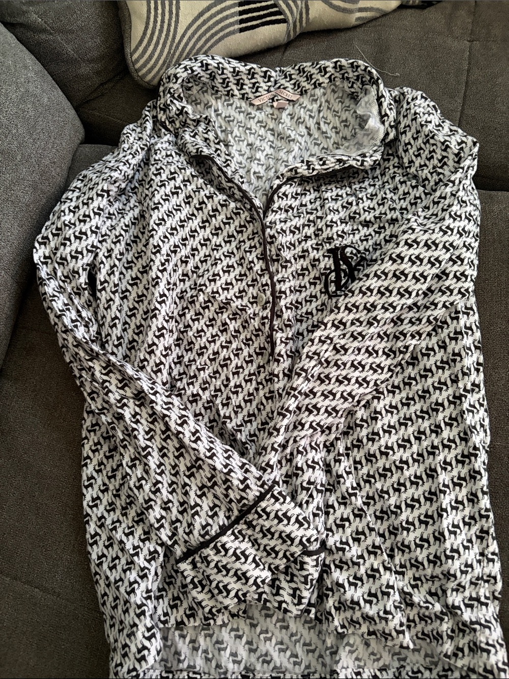 Victoria's Secret Black & White Patterned Zip-Up Pullover
